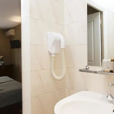Rivoli Hotel Parigi